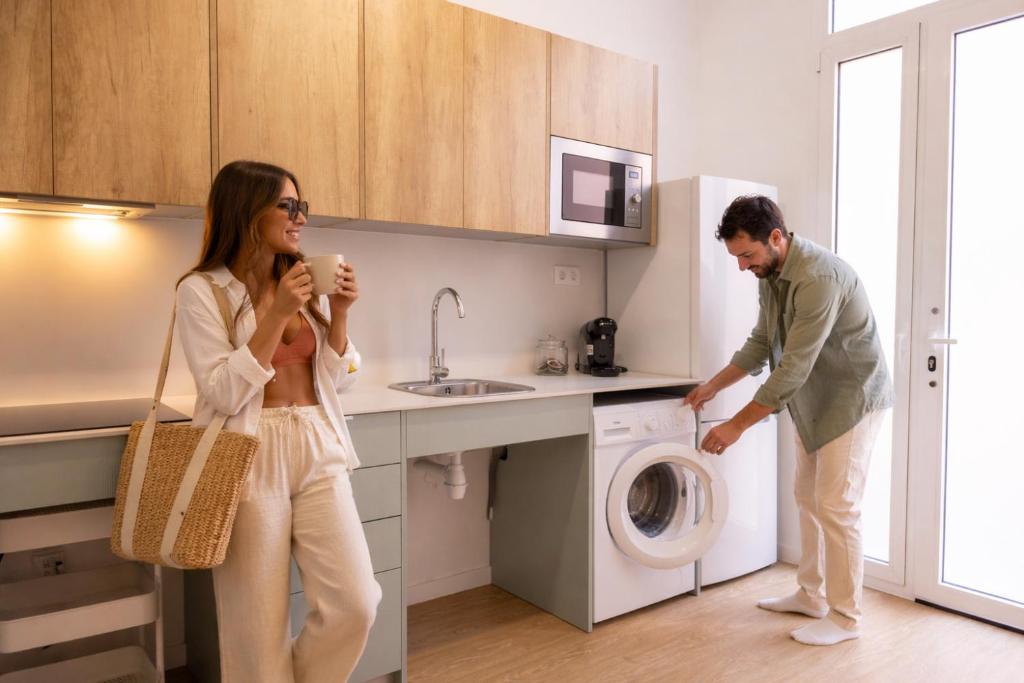 FLORIT FLATS - The Maritim Metro Station Suites - 4