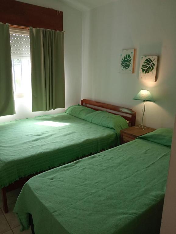 Casa con pileta privada en Villa Corlas Paz - Cerca del lago - 4