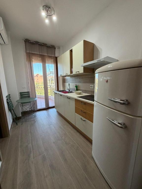 Appartamento Morelli Beach - Via Massetana 21 - 5