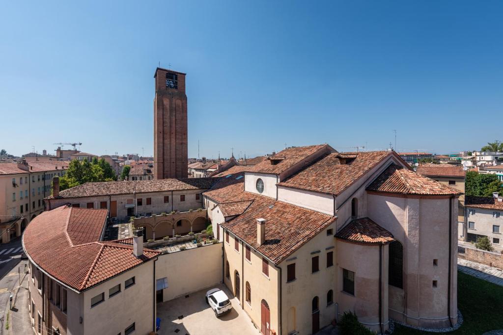 Brandolini Apartment by SuitesV - Appartamento di design nel centro storico di Treviso con vista panoramica e parcheggio riservato - 1
