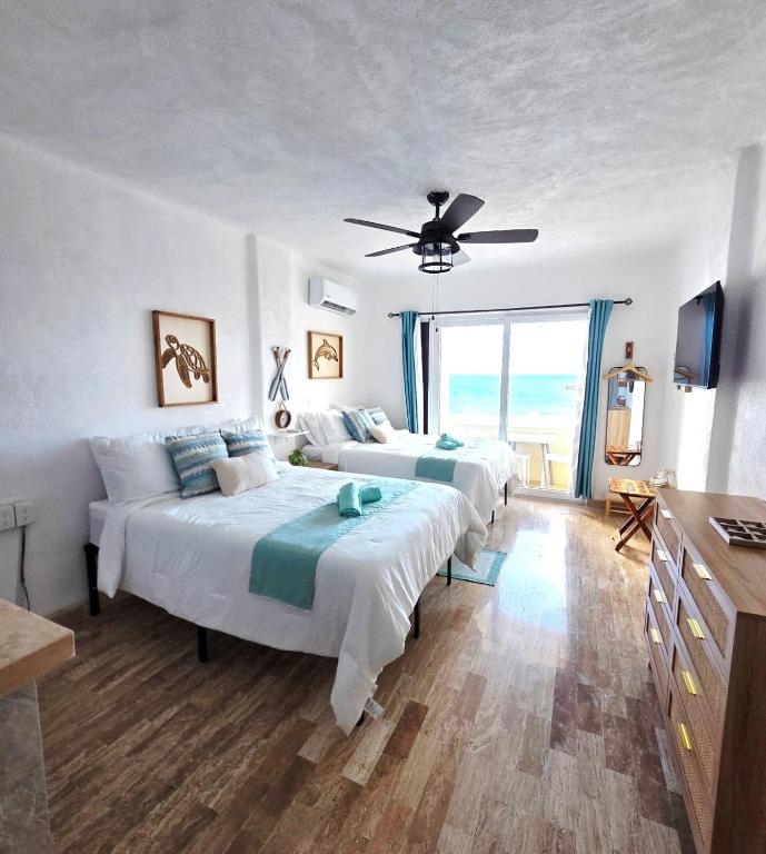 Stylish Suite with Beach Access - 1
