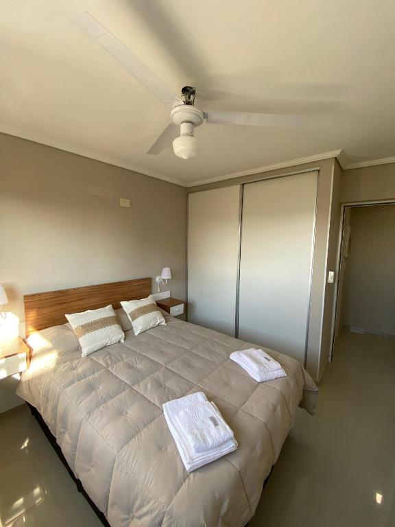 Departamento en Córdoba, complejo Altos de Villasol, 3 dormitorios y 2 baños - 4