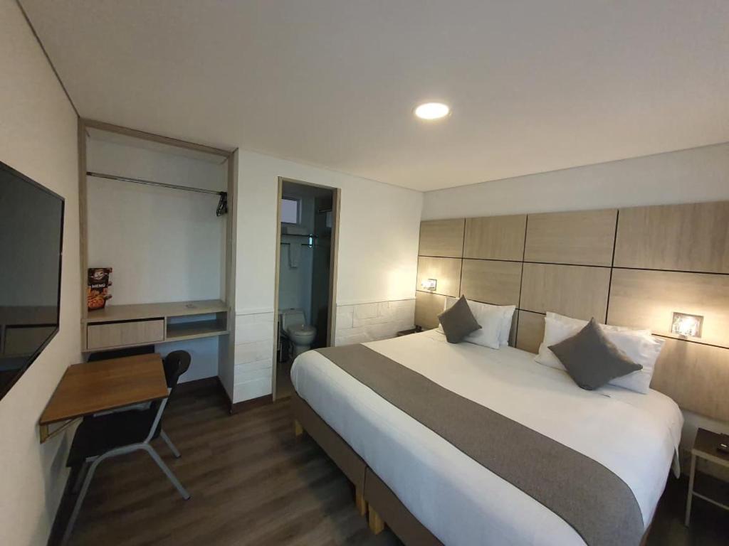 Hotel Bogota Urb - 1