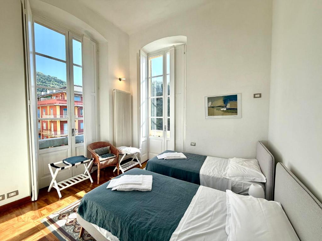 Cavour - 5