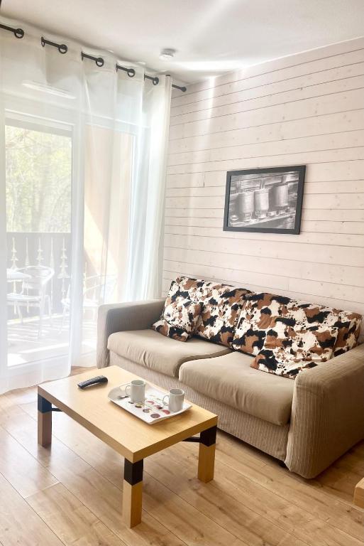 F2 confortable pour 4 personnes 222 Résidence Les Chalets d'Ax - 2