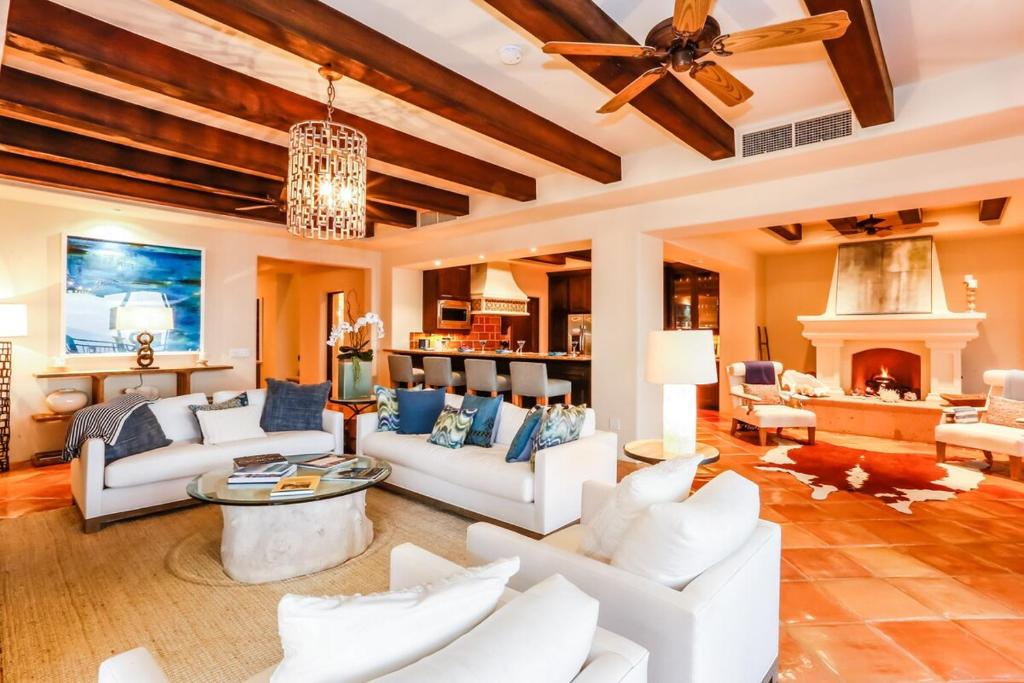 Luxury Beachfront Penthouse Hot Tub and Ocean Views - 2