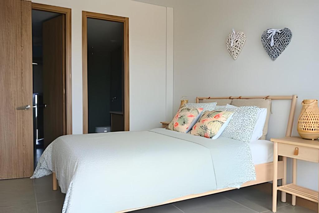Luxury and Beach at Morros Kai – Sea and Mangrove View - 4