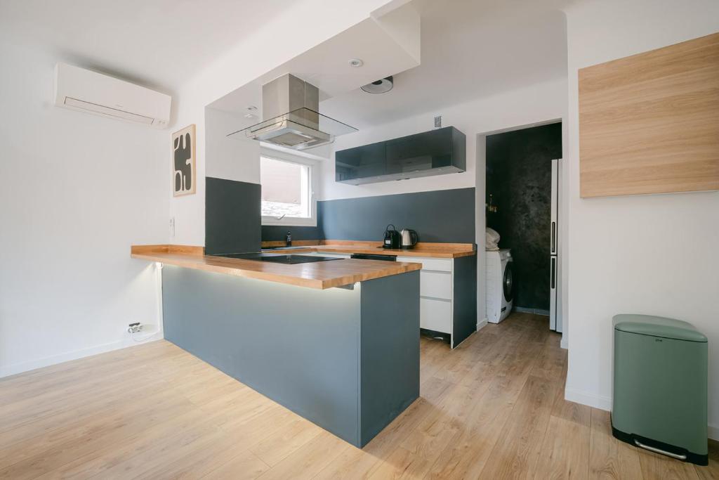 Loft cocooning avec Terrasse de 130m2 et Parking - 3