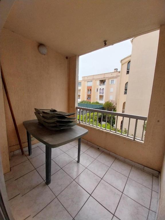 T2 tout confort 5 personnes 1 chambre avec balcon et garage Fréjus - 4