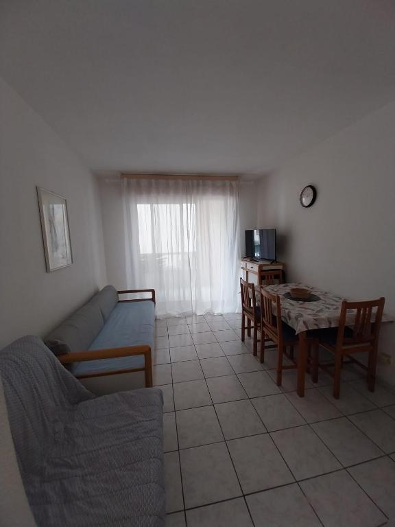 T2 tout confort 5 personnes 1 chambre avec balcon et garage Fréjus - 3