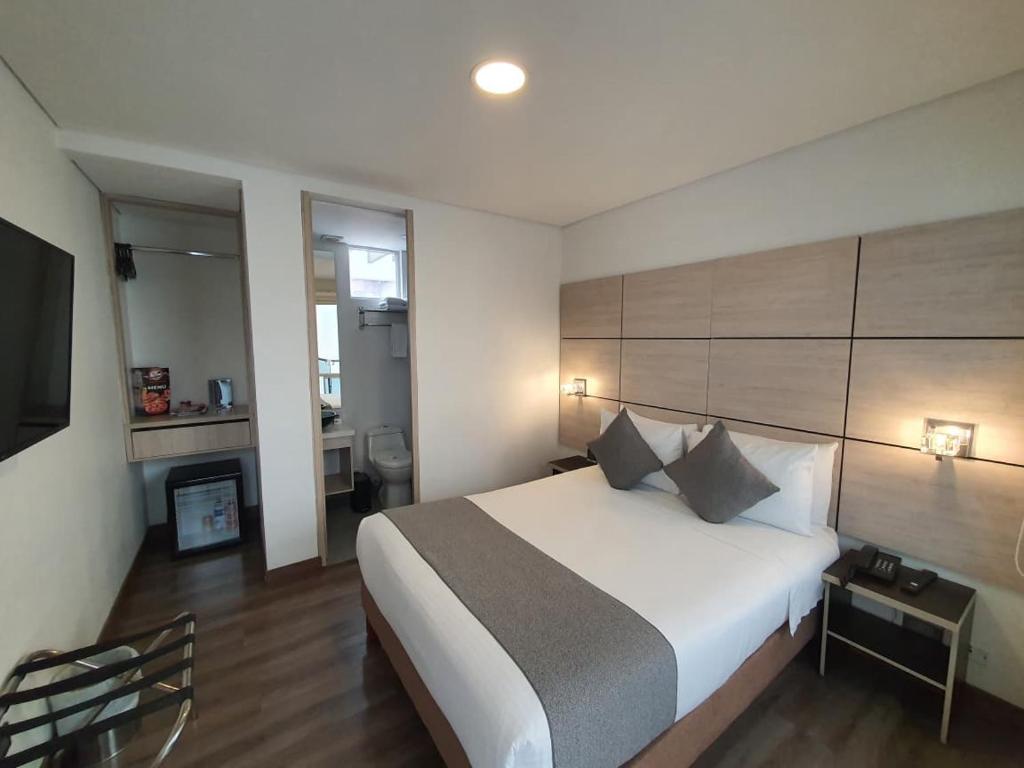 Hotel Bogota Urb - 2