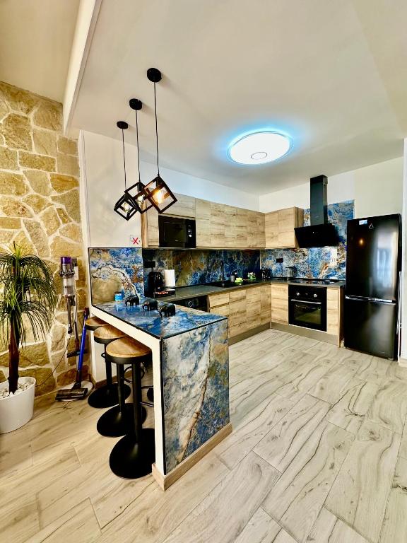 La Reina Apartment by the Sea - 2