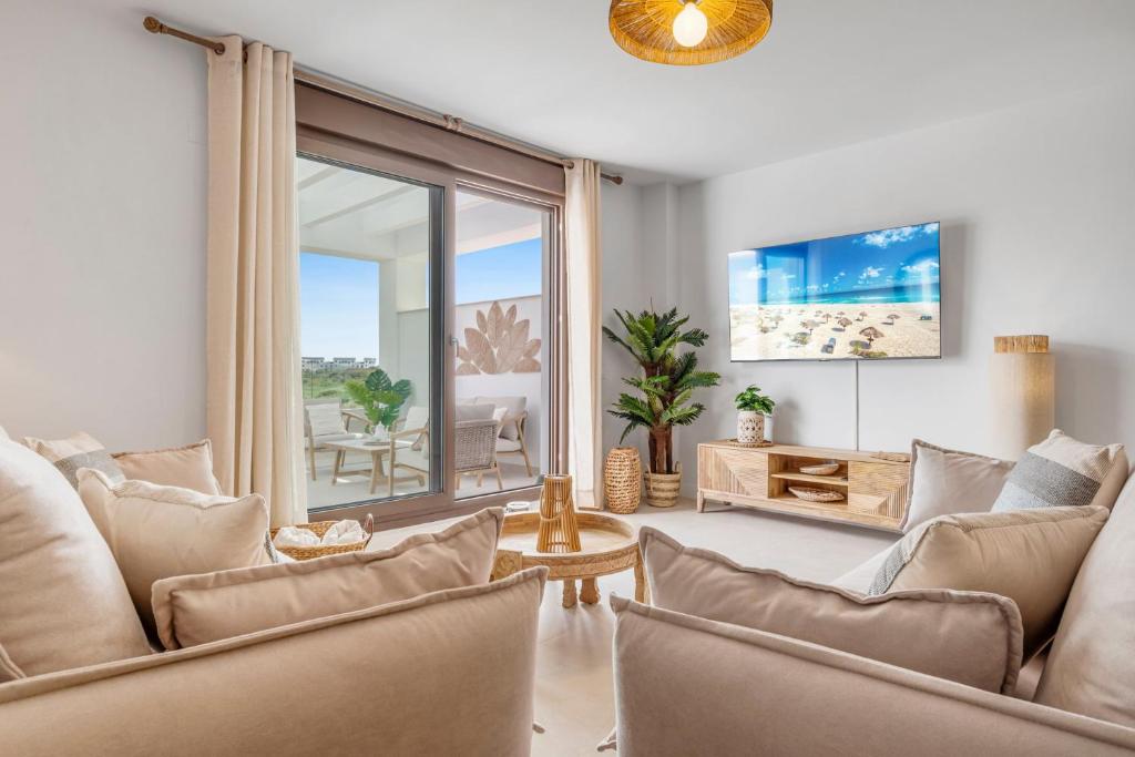 Blue Bay Premium 3bed Apartment in Estepona - 2