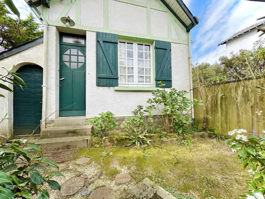 Maisonnette avec jardin - Plage et commerces à proximité - LA BAULE CENTRE - LB000-058 - 1