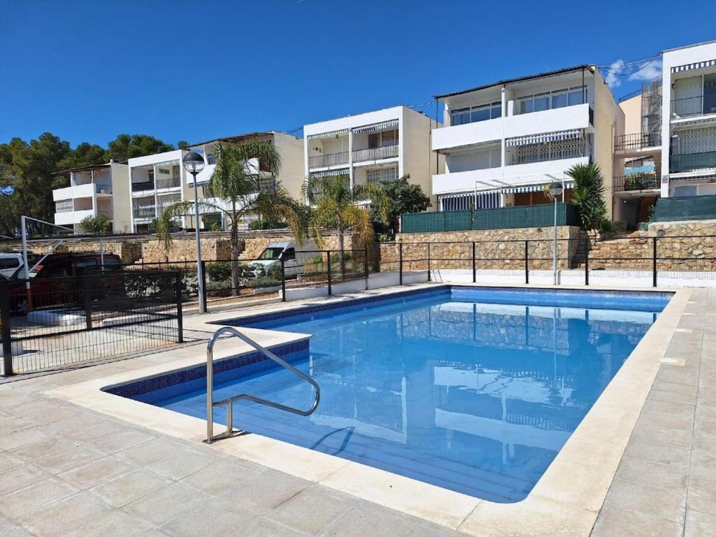 Independent apartment with pool - 1