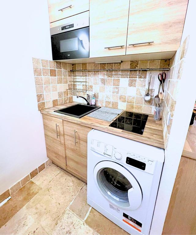 Studio Saintonge Marais Paris 3e Rez-de-chaussée - 4