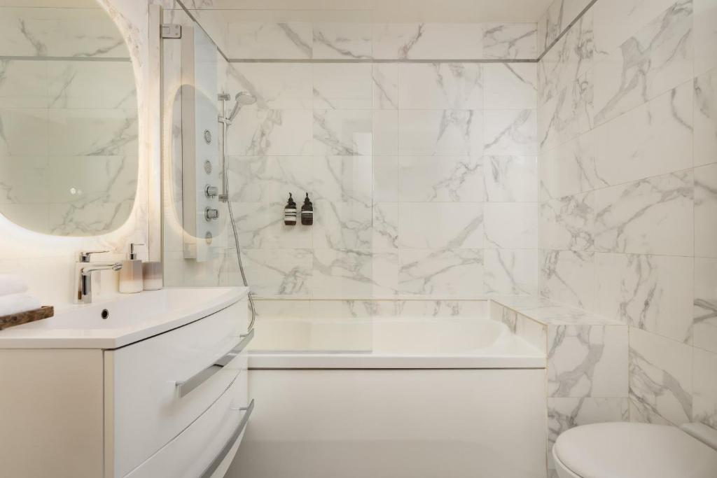 Champs Elysees Fancy Home 2BDR 6PPL - 5