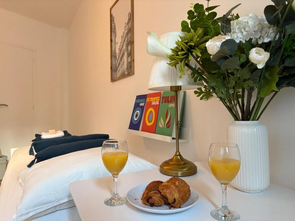 New 923 Suite Scarlett - Cosy Apartment Paris Center - 2