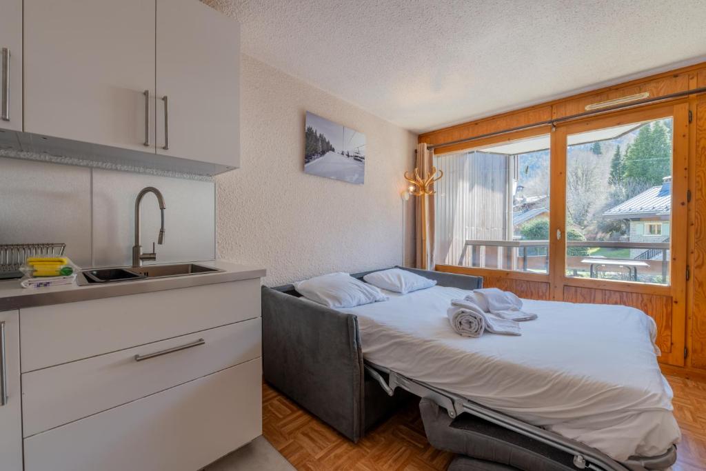 Le Prarion 24A Ski in/Ski out at Les Houches (Sleeps 4) - Happy Rentals - 4