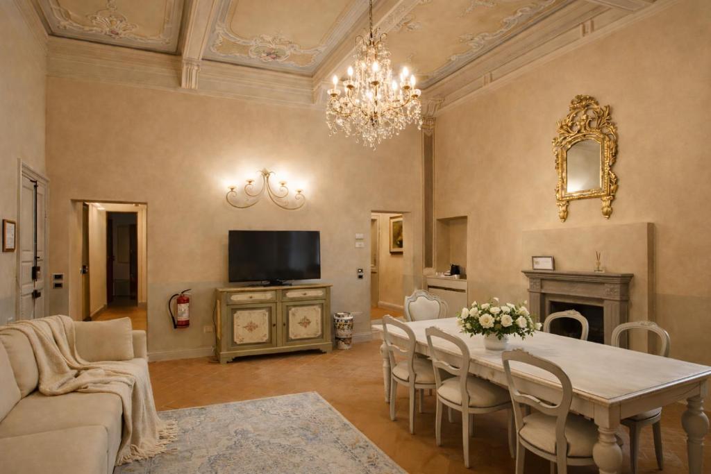 Avignonesi - Elegant Apartment in Montepulciano Historic Center - 4