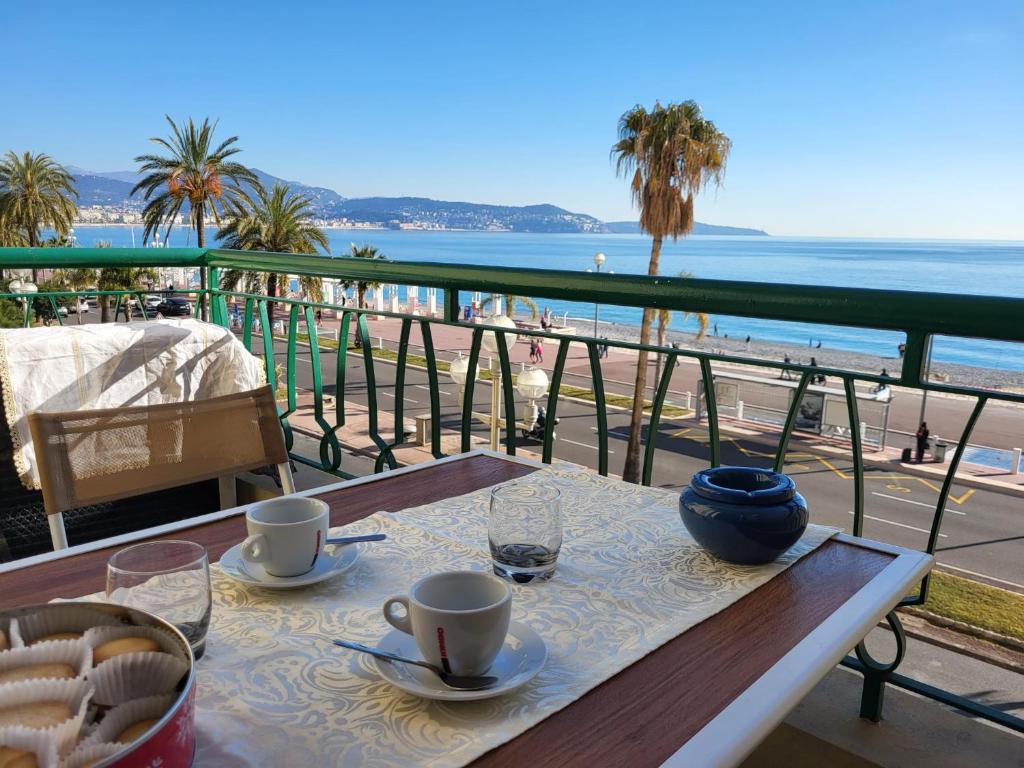 Promenade des Anglais - 1