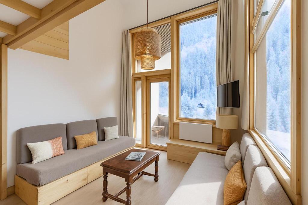 Grand Roc C205 from Slopes 280m, View, Parking & WiFi - Happy Rentals - 3