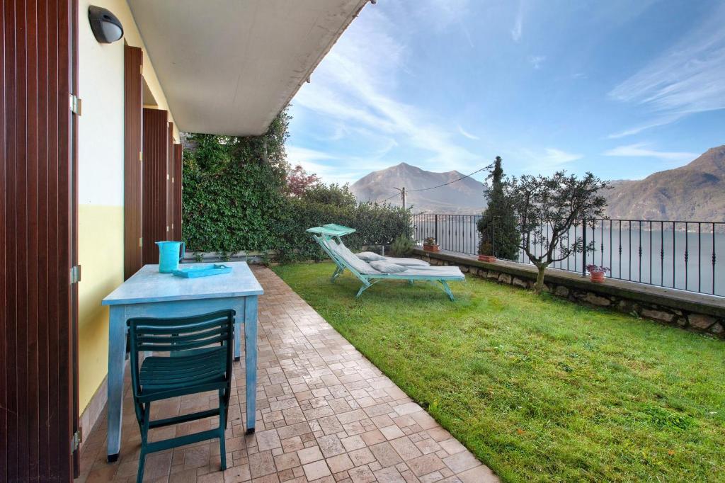 Ampia vista sul lago di Como - 5