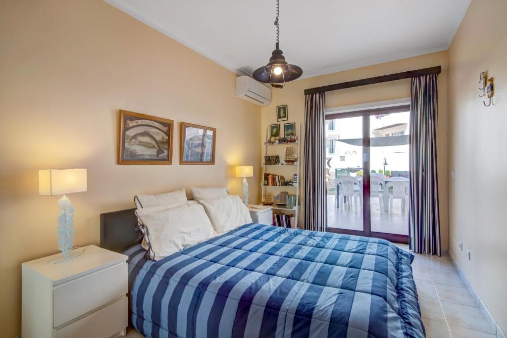 Apartamento beira mar — Hotel rooms in Armação de Pêra, Faro