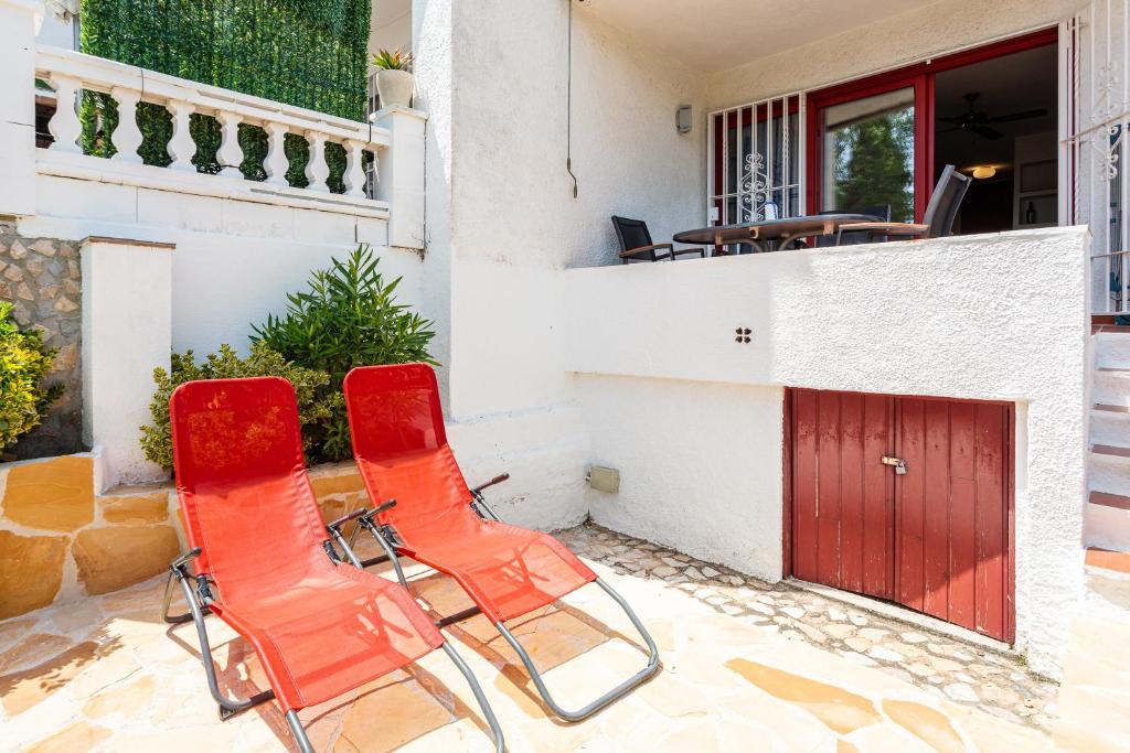 Cosy Holiday Cottage - 2