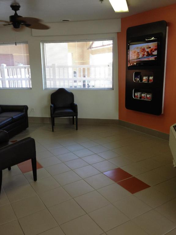 Motel 6-Brownsville, TX North photo
