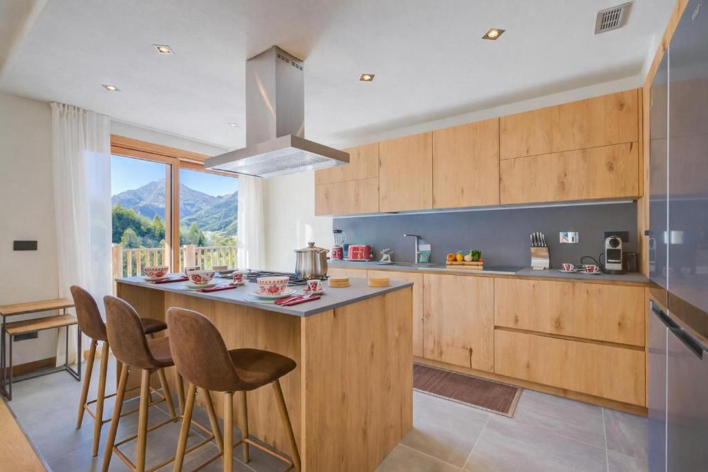 Chalet Merveille Ski In - Ski Out for 9 - 4