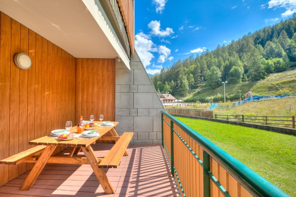 The Lovely Nest with Terrace - Happy Rentals - 1