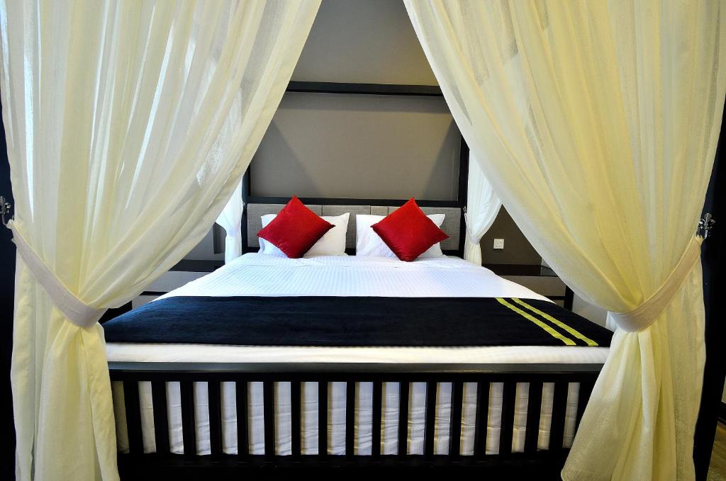 LUXURY SERVICE VILLA - PLUMERIA VILLA photo