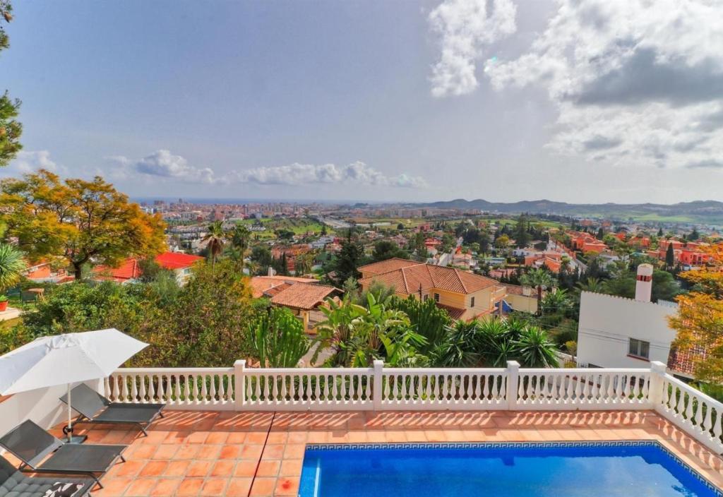 Villa, Private pool and great views - 3