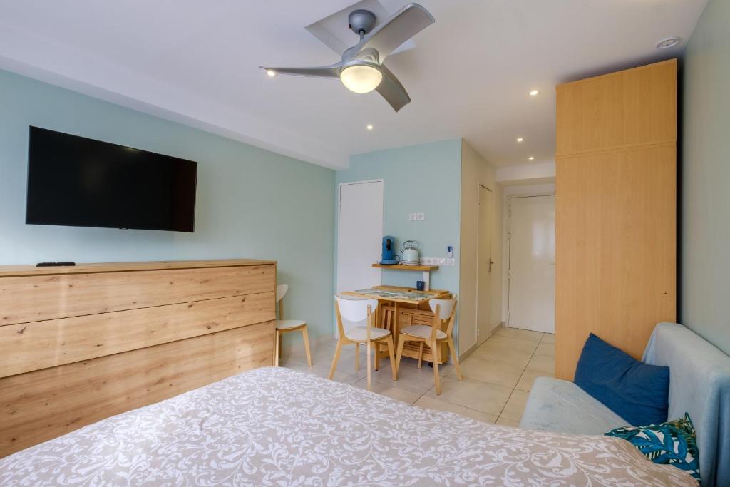 Studio pour 3 - Villeneuve Loubet - 3