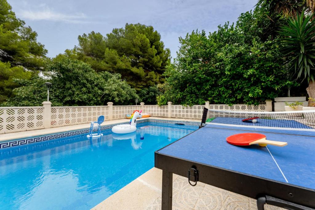 Oasis Salou Pool Beach and Bbq - 4