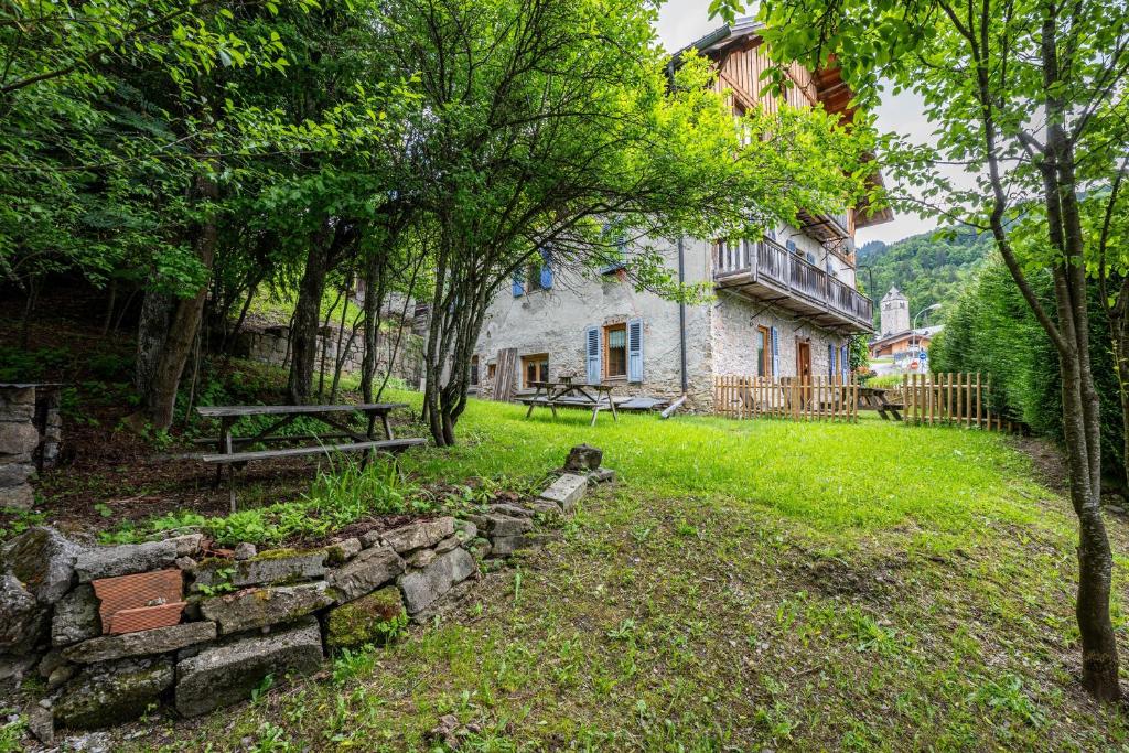 Les Chalets de la Revue - 1