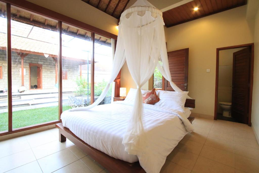 Tanggal Merah Guest House — Hotel in Bali