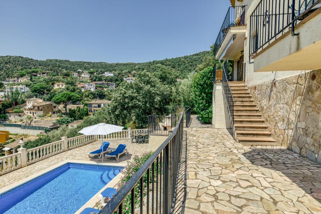 Castell Mirto - villa private pool - 3