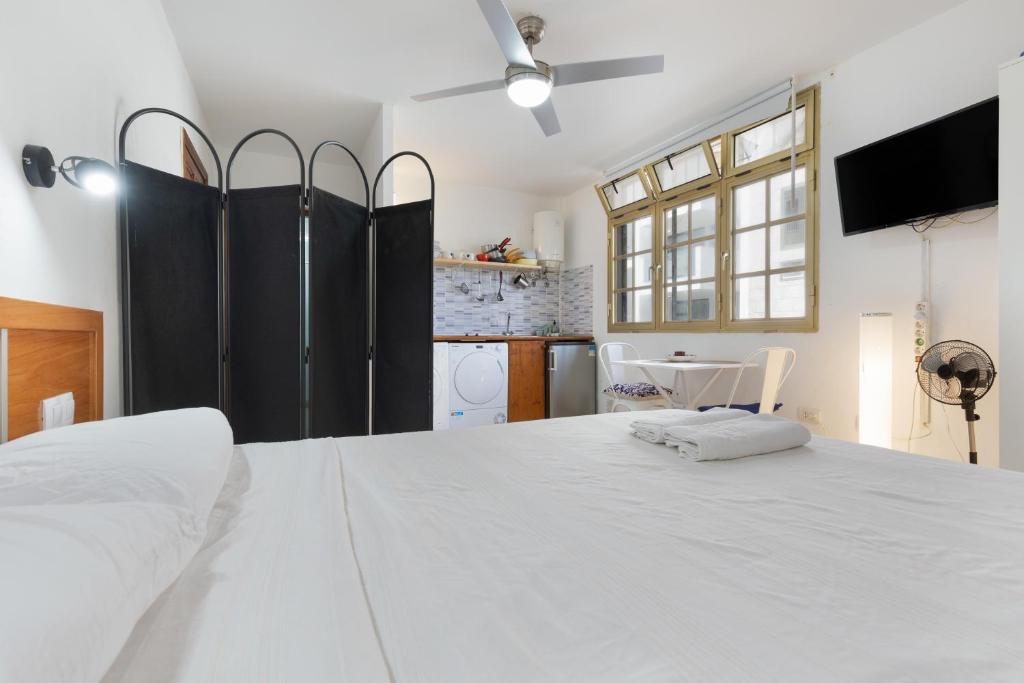 Central Bright Studio - 3