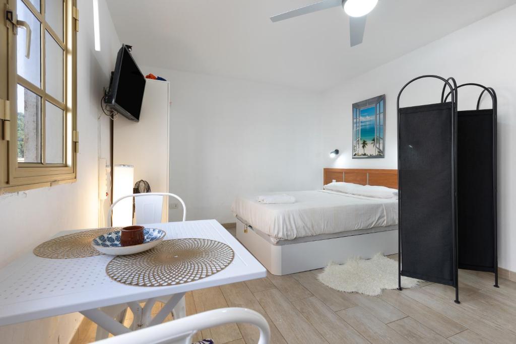 Central Bright Studio - 1