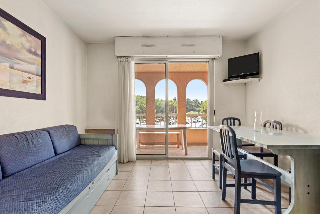 T2 Meublé 38m² loggia 6 pers maxi - 2