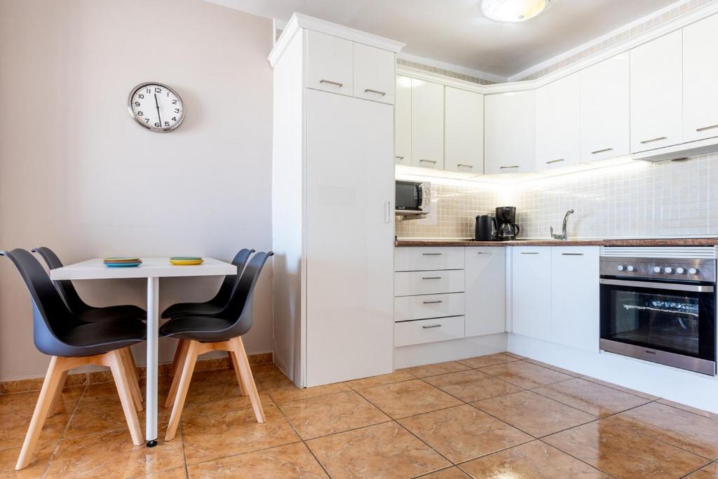 Beautiful sea view 2 bedroom Ocean Park Costa Adeje - 4