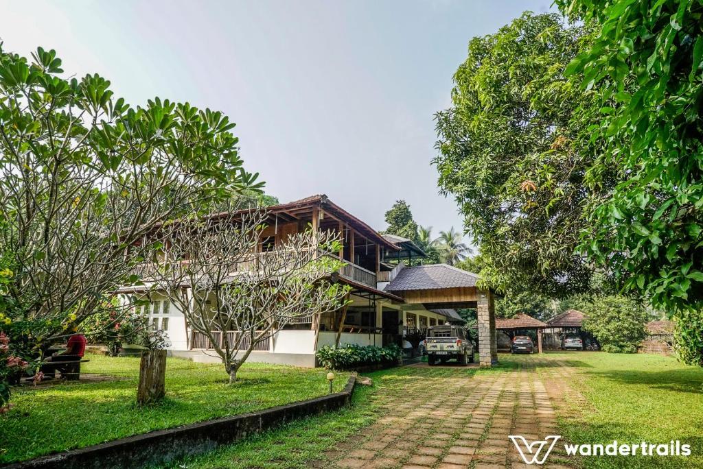 Teak Town — Hotel in Mampad