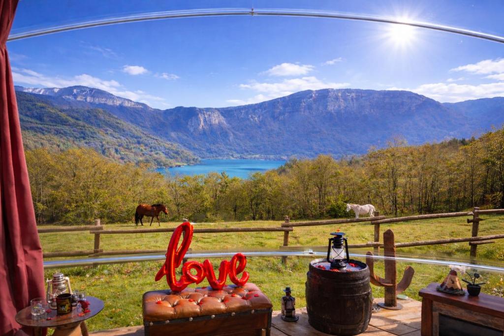 BULLE TEXAS - LUXE et SPA - Vue lac Aiguebelette - 4