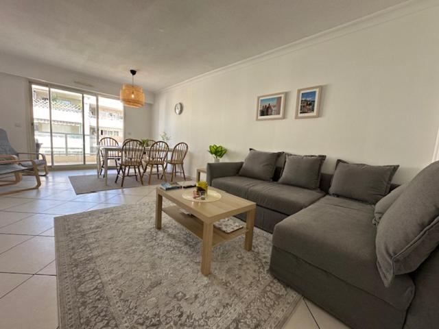 Parc Exflora with Parking, 2BR Apartment - 1