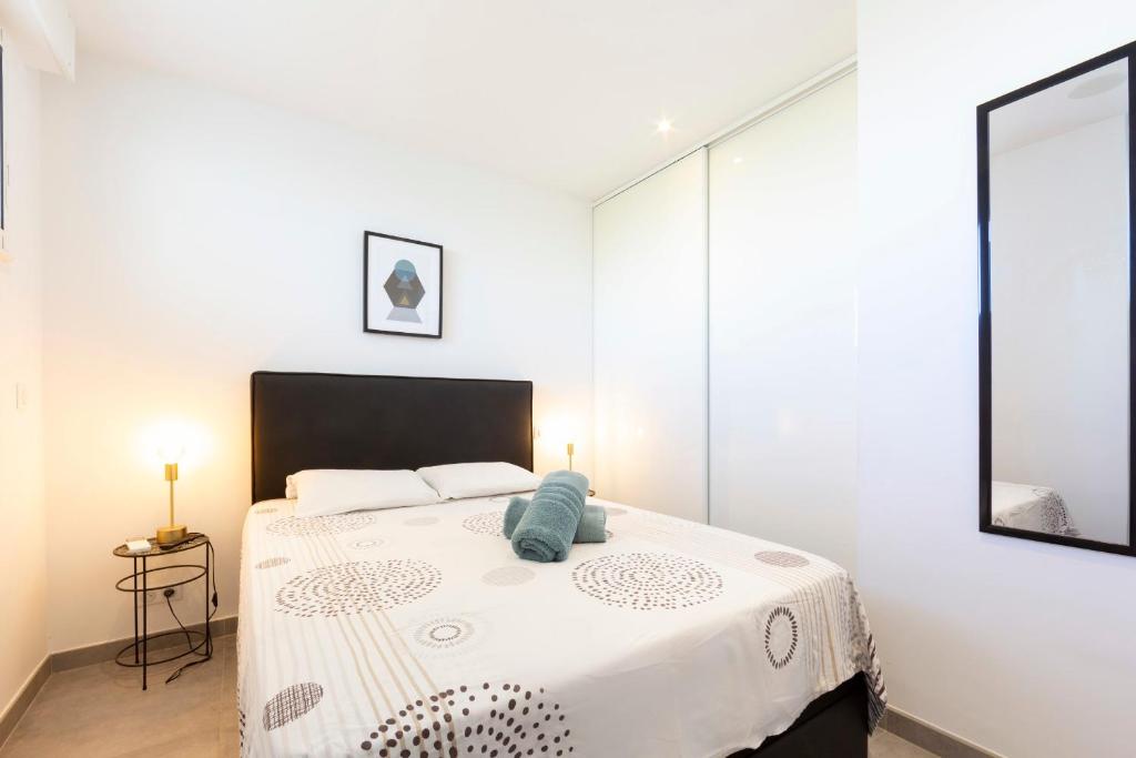 Appartement entièrement équipé de 47 m2 avec vue dégagée sur collines - 5