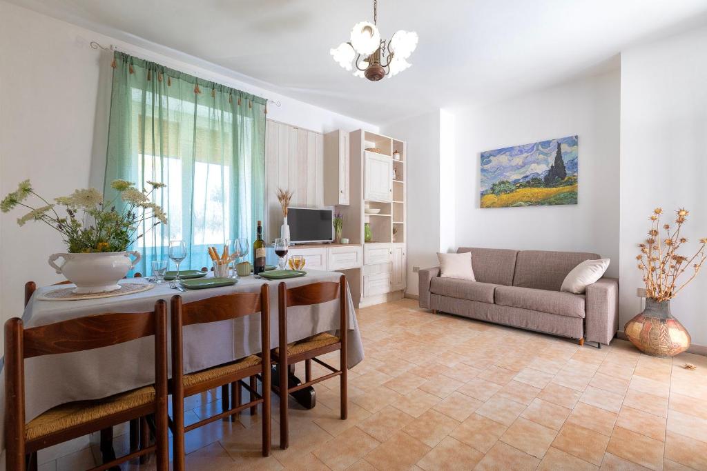 Fico d'India Country View - 2