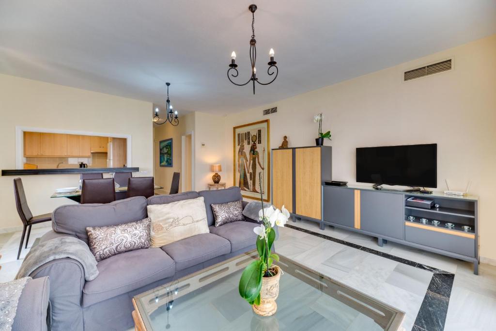 Beachside Puerto Banus Luxury Aprt3 - 5