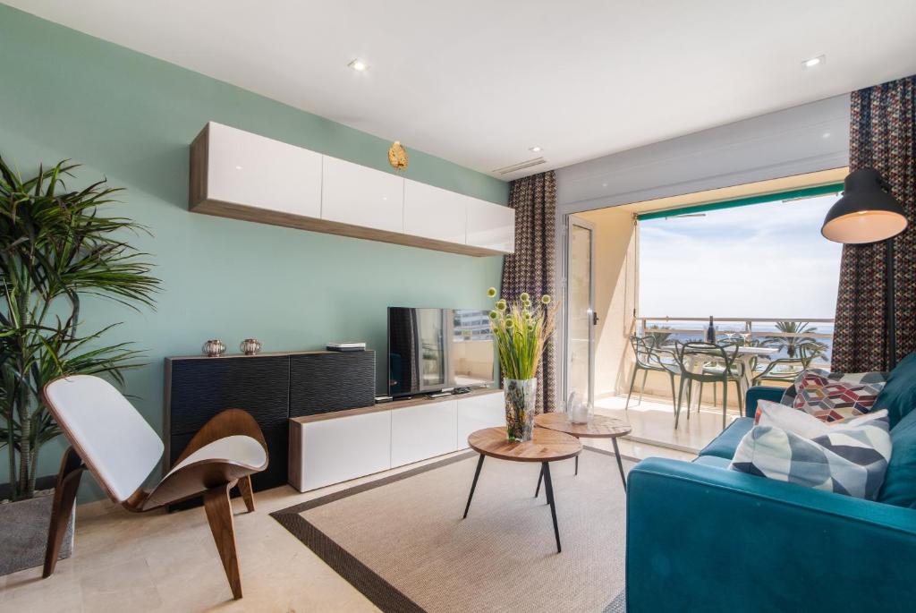 Front line beach apartment 2 bedr - 5